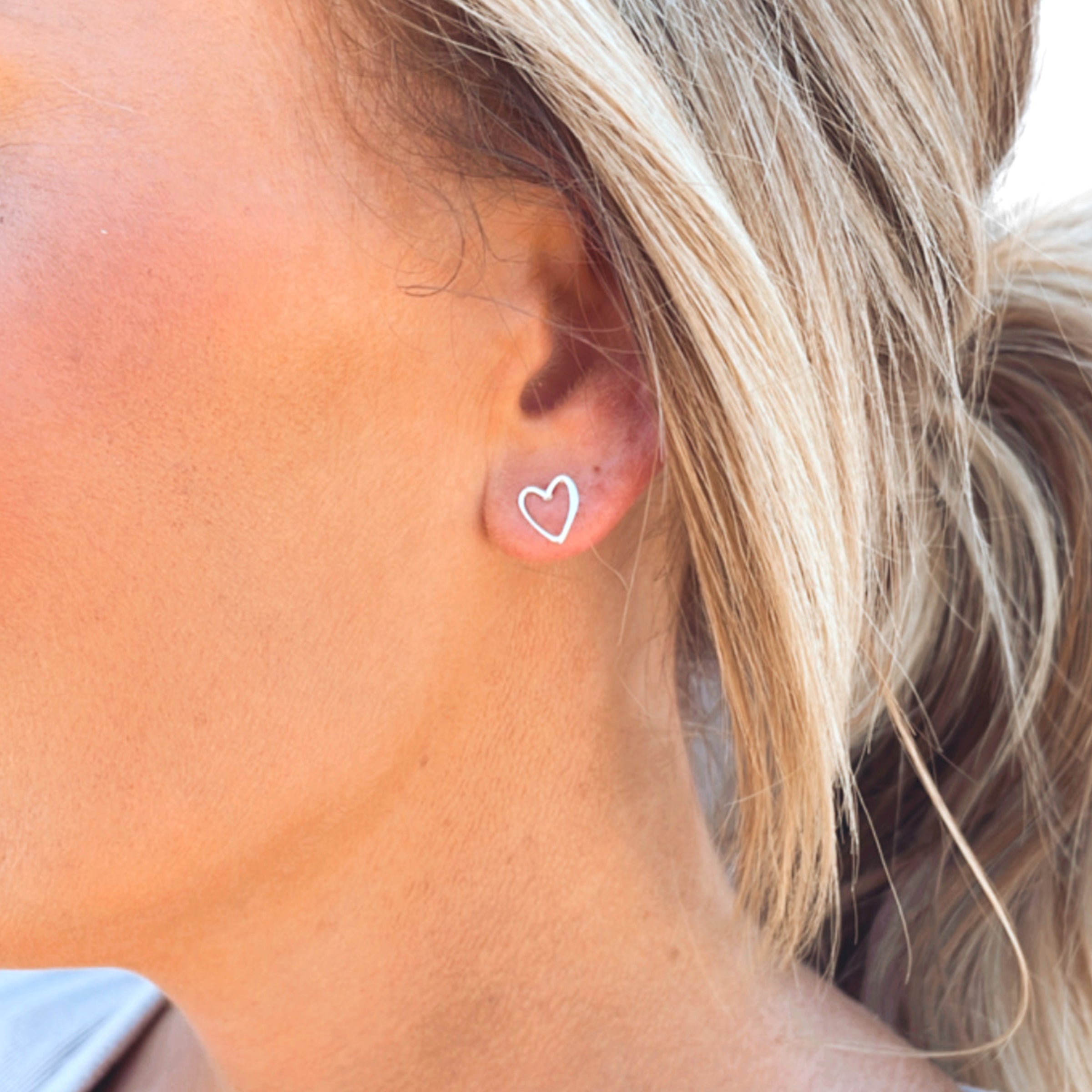 Silver Heart Outline Stud Earrings – Admiral Row